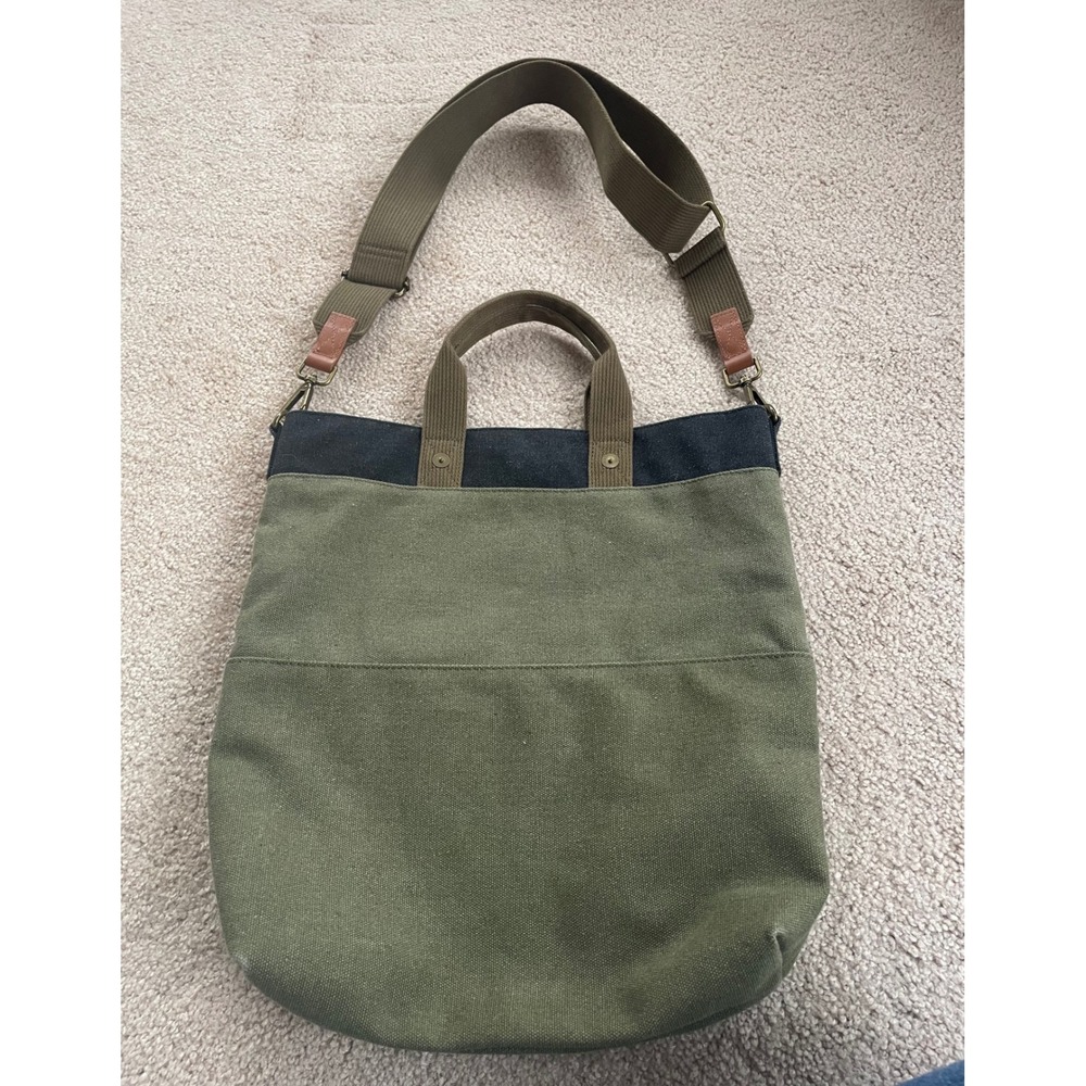 FEED Projects Olive Green Canvas Crossbody Tote Bag Navy Trim Messenger Bag - Picture 3 of 4